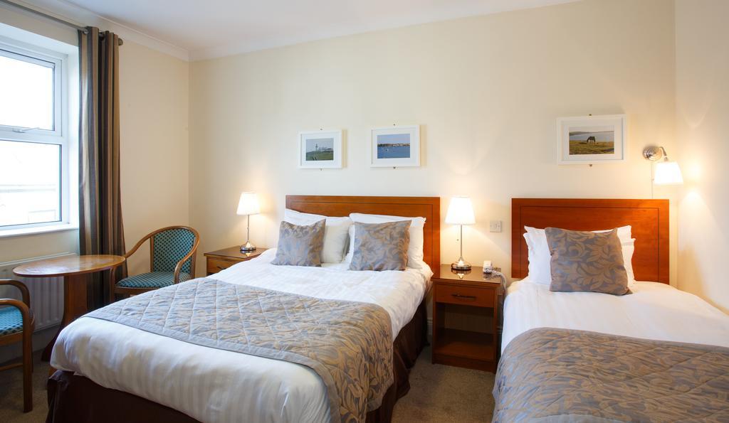 The Clonakilty Hotel Exterior photo